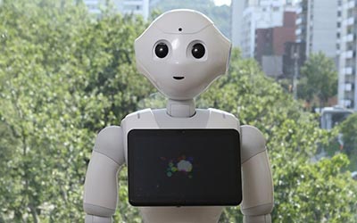 AI催生教育行业“焦虑症”，加拿大高校用机器人教学来解
